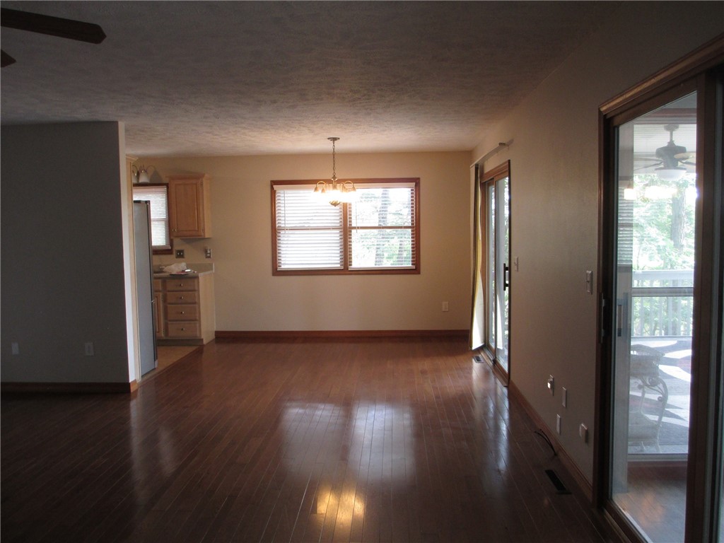 Unit 8 Holiday Island - Residential