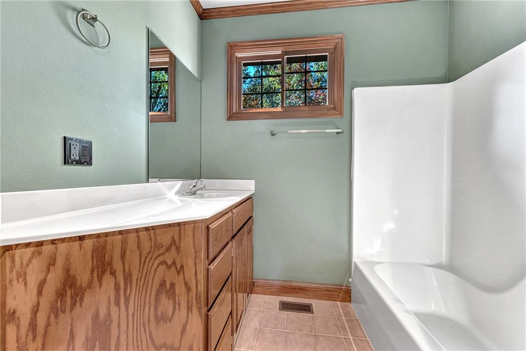 Montefiori Sub Rogers - Residential