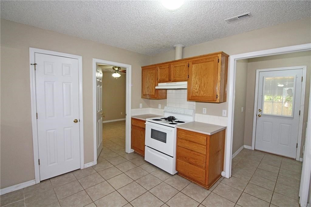 Burnett Add Bentonville - Residential Lease