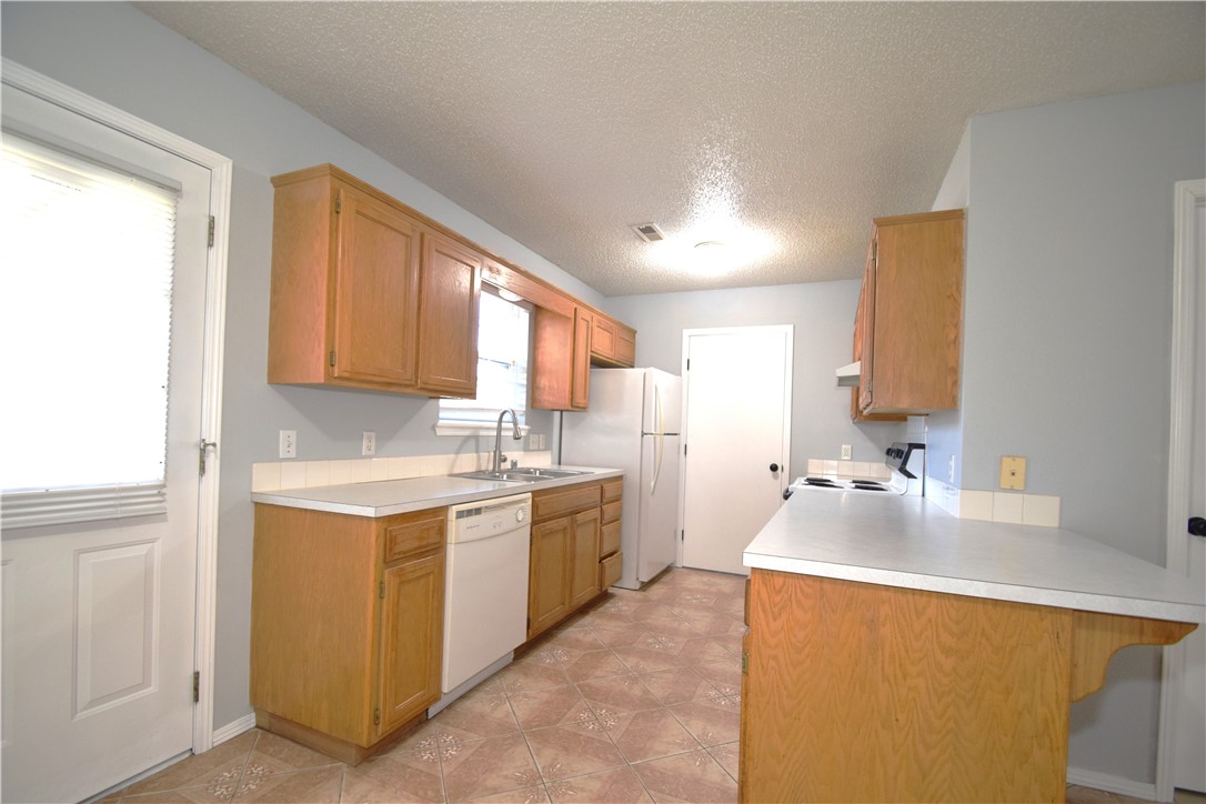 Burnett Add - Residential Lease