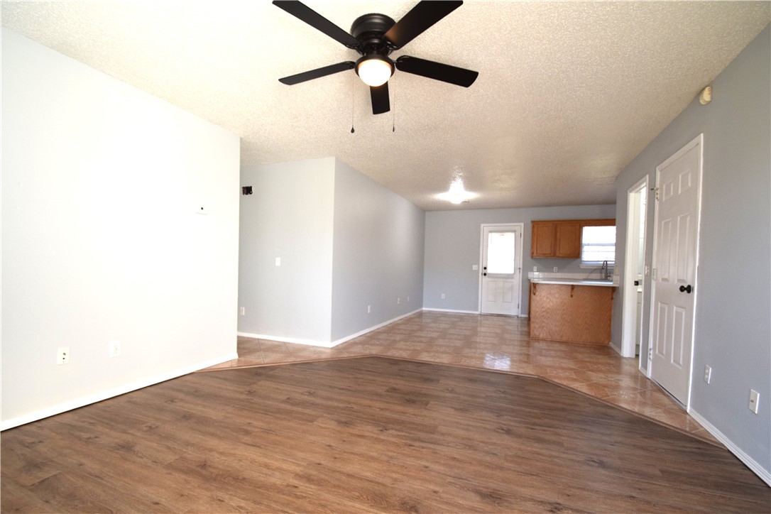 Burnett Add - Residential Lease