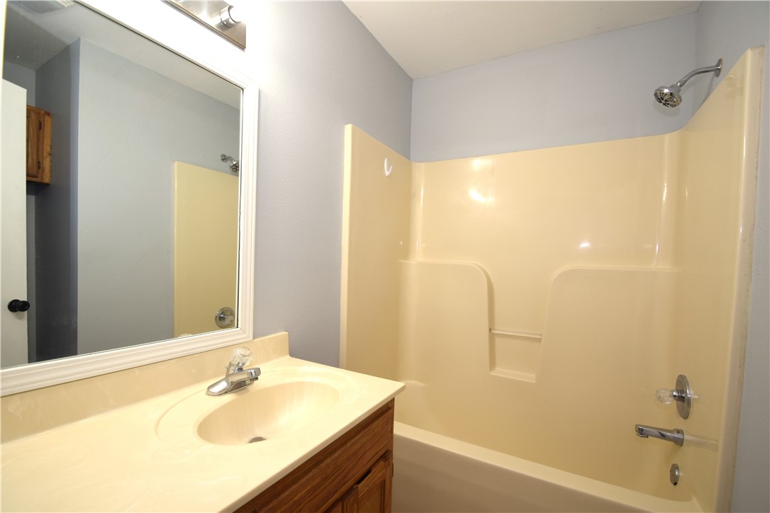 Burnett Add - Residential Lease