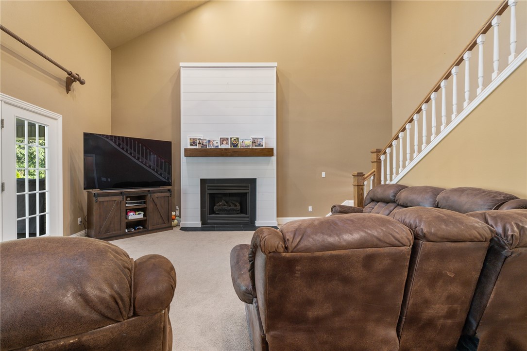 Estates At Hsn Country Club III - Residential
