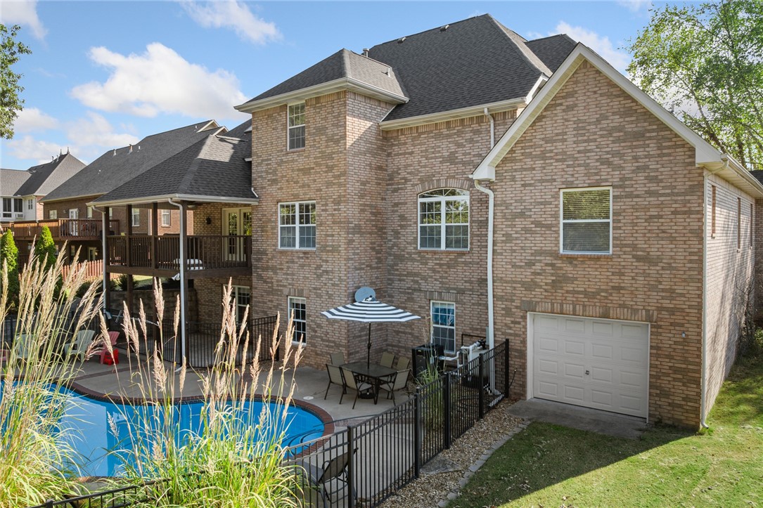Estates At Hsn Country Club III - Residential