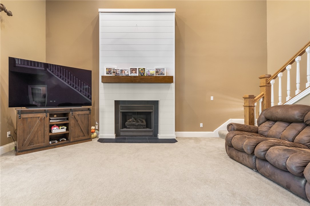 Estates At Hsn Country Club III - Residential
