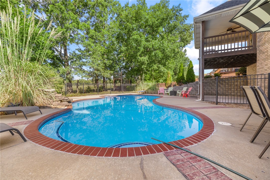 Estates At Hsn Country Club III - Residential