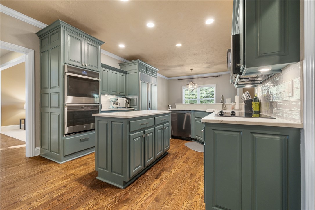 Estates At Hsn Country Club III - Residential