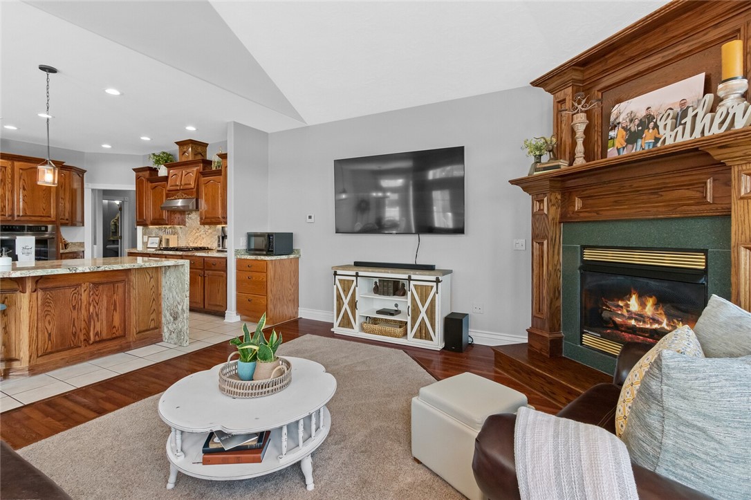 Country close to town - your home - Residential