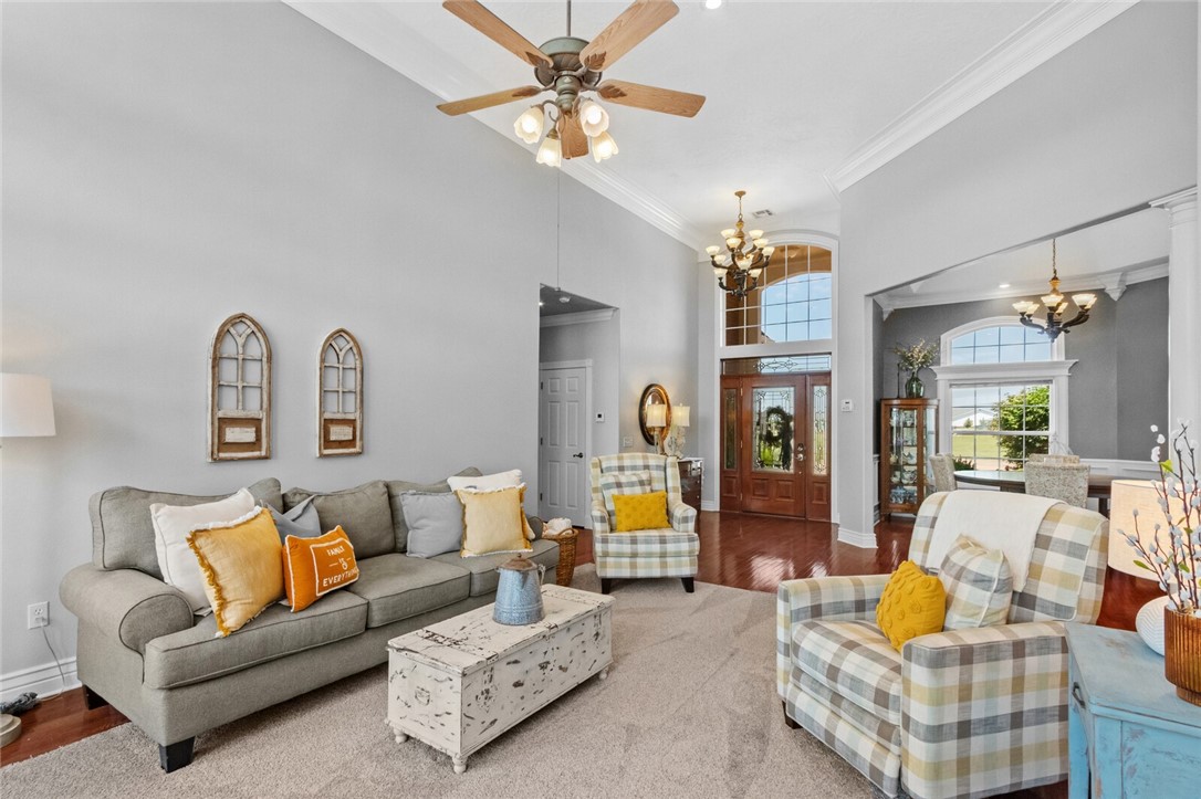 Country close to town - your home - Residential