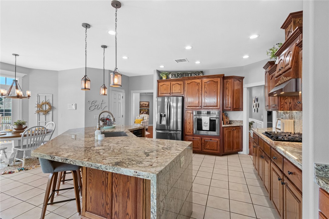 Country close to town - your home - Residential