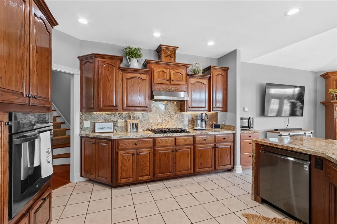 Country close to town - your home - Residential