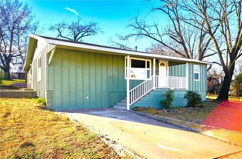 Photo of 1126 S 2nd Street, Stilwell, OK 74960 (MLS # 1330606)