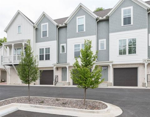 Photo of 366 S Hill Avenue, Fayetteville, AR 72701 (MLS # 1322874)