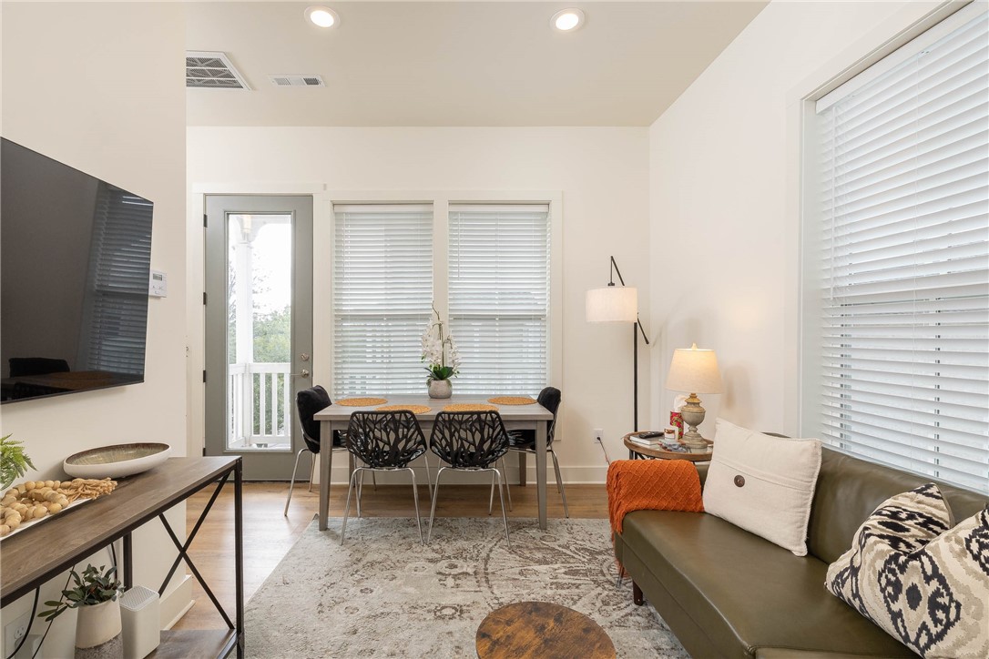 Hill Ave Twnhms Hpr - Residential