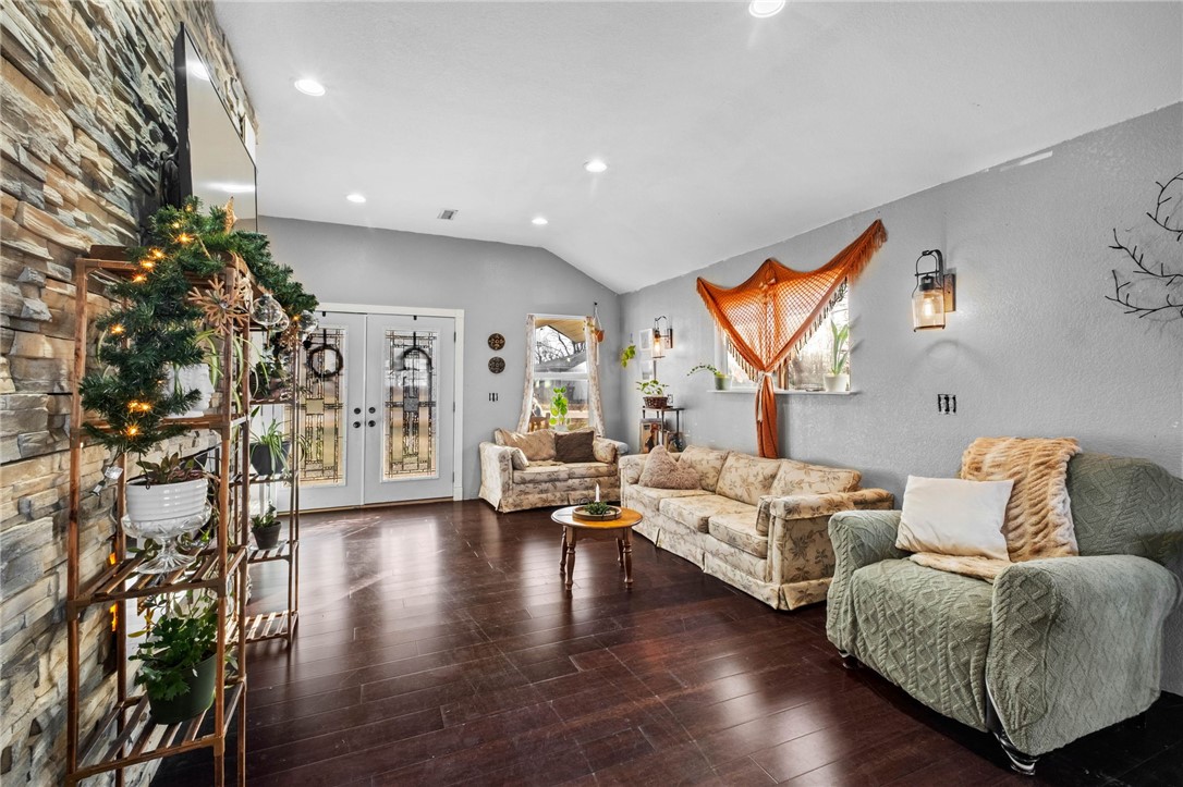 Lincoln Outlots - Residential