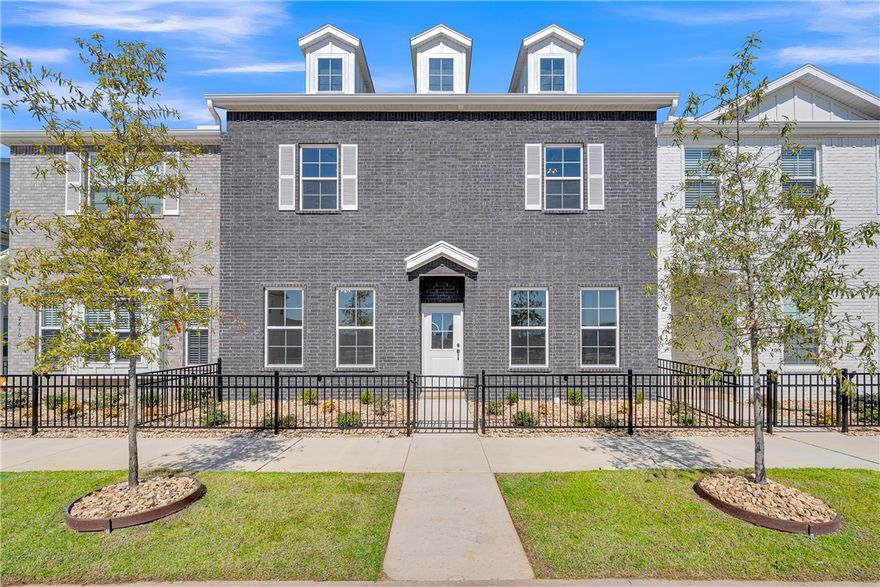 Experience the luxury of townhome living within the Glen Arbor
Community! Fantastically located within minutes of Bentonville's most coveted amenities. The Courtyard
plan is a low-maintenance, center unit townhome spanning nearly 2600sqft with 4 bedrooms, 3.5 baths,
game room, and more. With the living room located to the front of the home - the common areas are
flooded with natural light. The exterior is an elegant combination of brick and concrete board siding with a
gated iron fence entrance. On the rear of the home, you'll find access to a two car garage, spacious
screened in patio for outdoor entertainment, and courtyard fencing. The community features several
amenities, including a large gathering pavilion with tables and charcoal grills, gated dog park, gated lawn,
and regulation size pickleball and bocce ball courts. Contract now to choose your finish package and
receive exclusive builder-offered incentives!