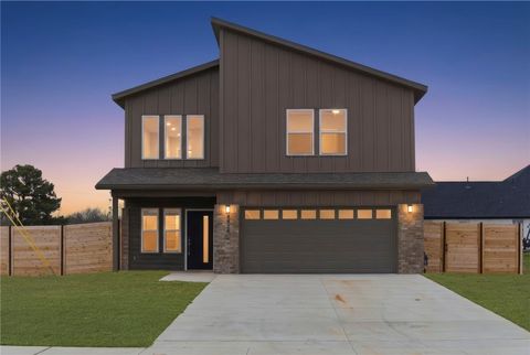 Photo of 4924 Weeping Willow Avenue, Springdale, AR 72764 (MLS # 1334611)