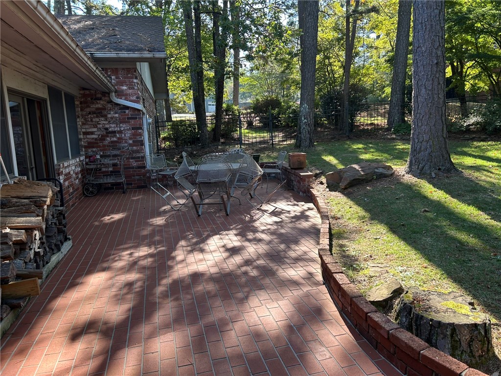 River Oaks - Residential