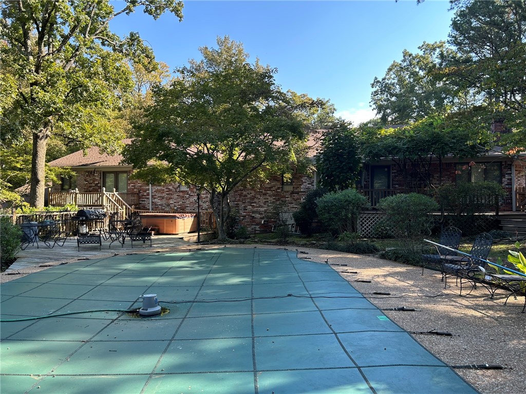 River Oaks - Residential