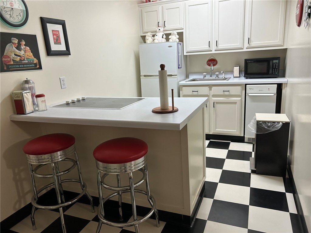 River Oaks - Residential