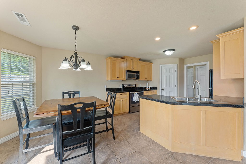 Breckenridge Sub Rogers - Residential