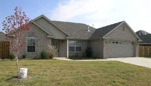 Great 3 bedroom, 2 bath, 2 car garage all brick home located in Rogers and only minutes from I49. Fenced in backyard, granite counters, walk-in closets, large family room, covered patio! Property is currently occupied - no showings until after August 15