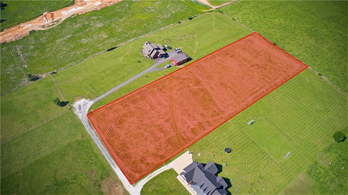 Farmington Outlots - Land