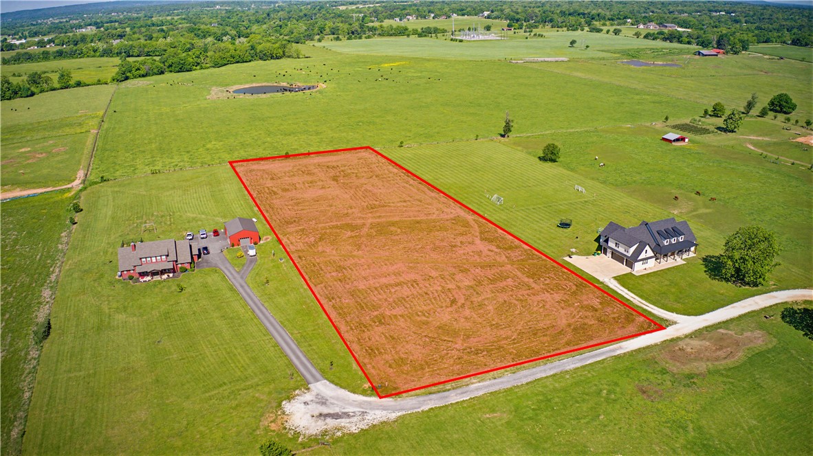 Farmington Outlots - Land