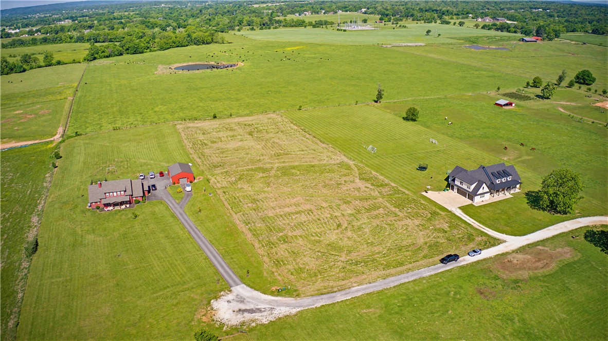 Farmington Outlots - Land