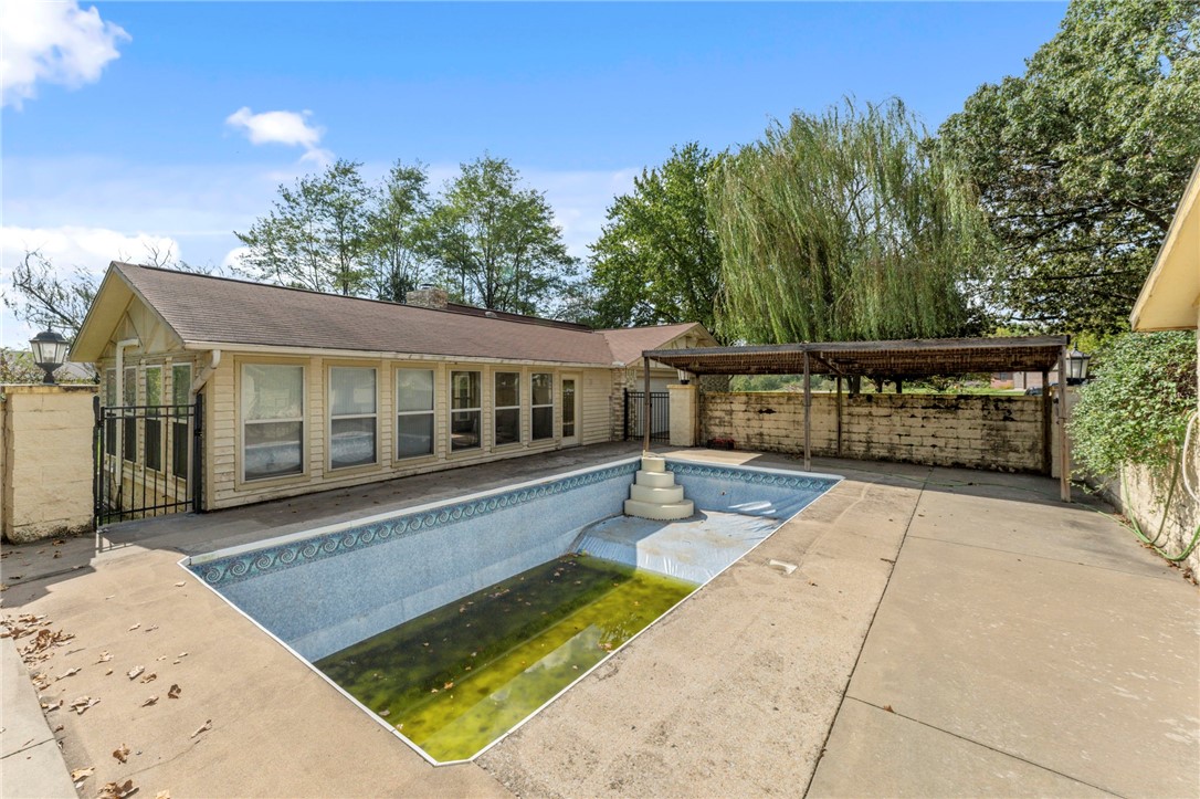 Elm Spgs Heights Springdale - Residential