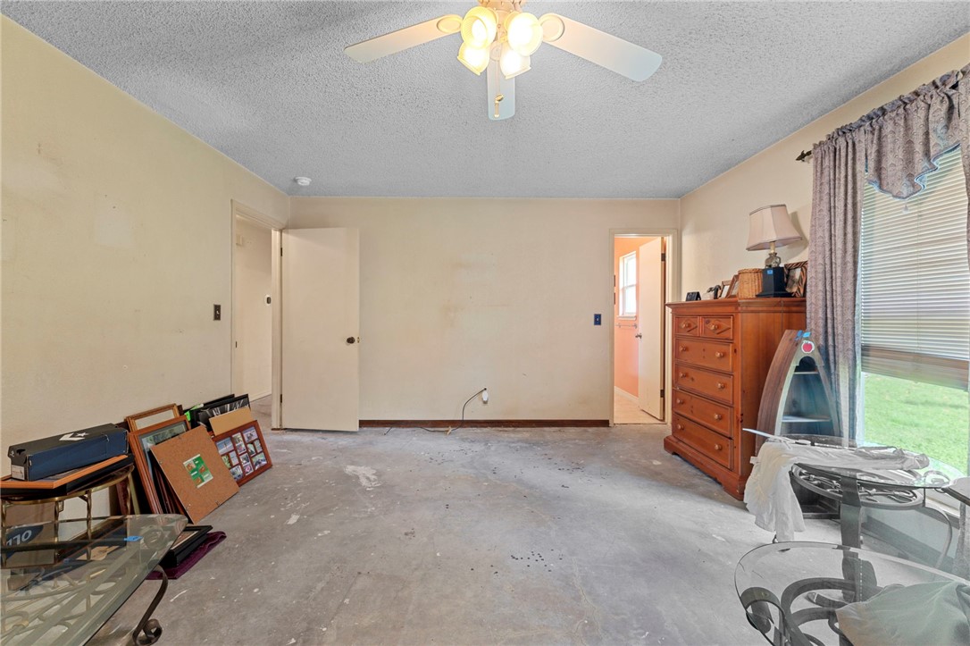 Elm Spgs Heights Springdale - Residential