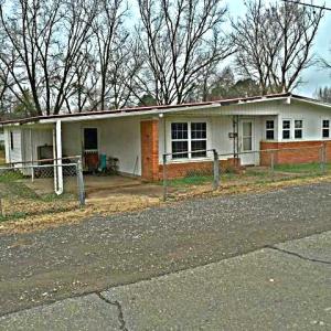 This 2 bed/1 bath home, with a new metal roof, is ready for your fixer upper skills. The 2.5 lots come with 4 mature pecan trees. Schedule your showing today!
