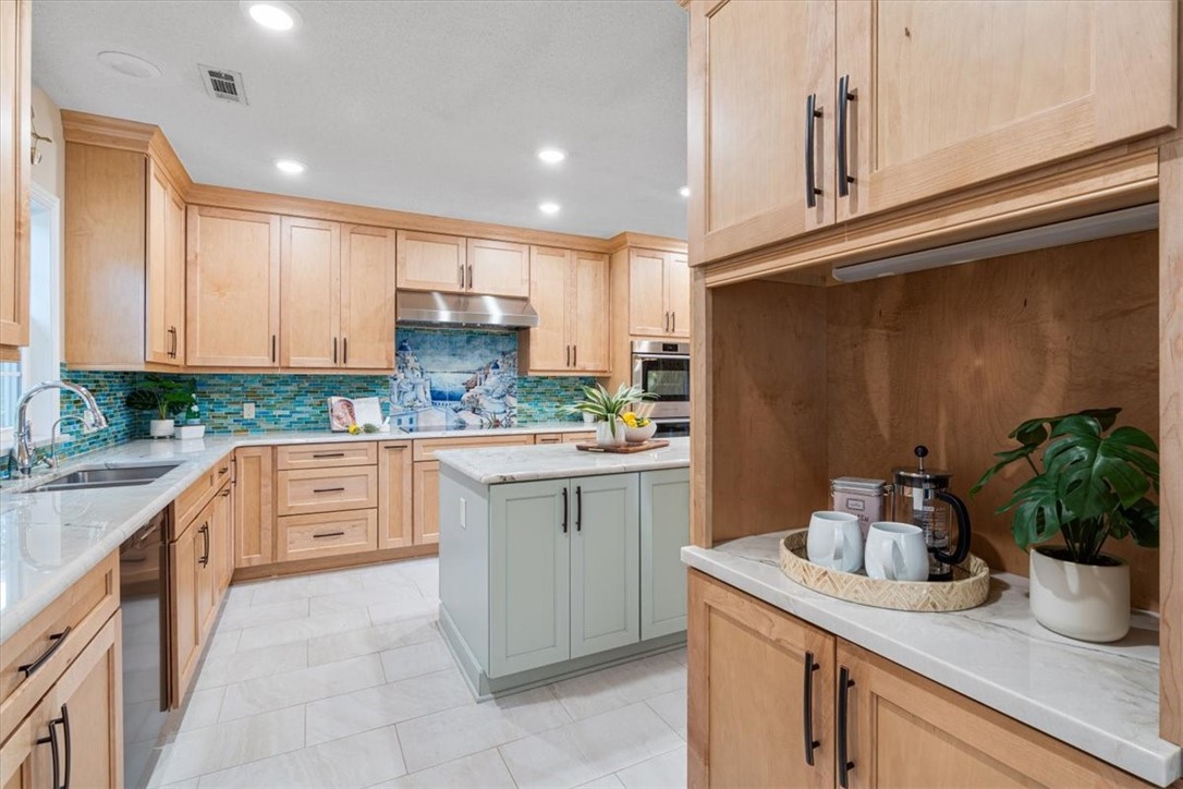 Dogwood Hills Sub Bvv - Residential
