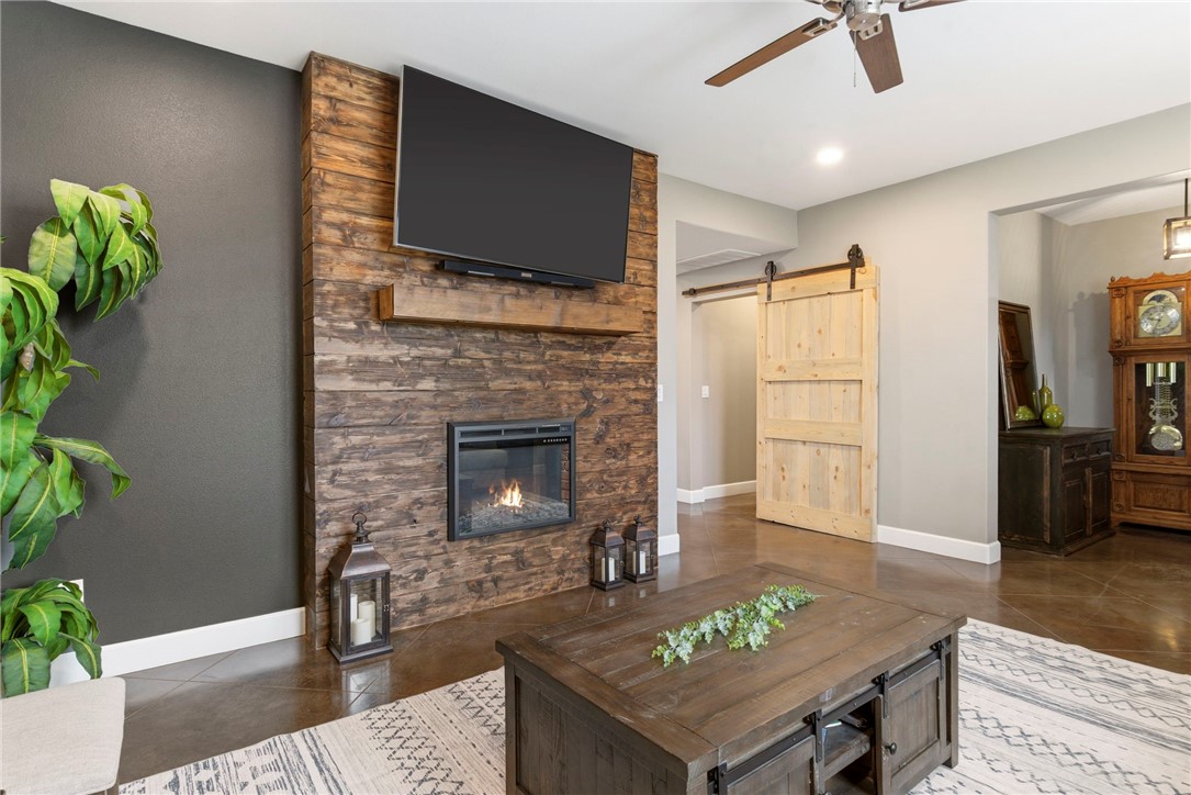 Farmington Outlots 98 Anex - Residential