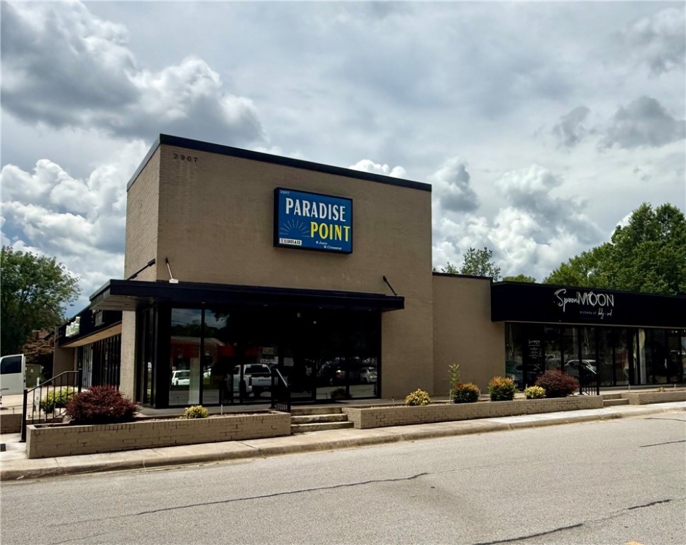 Fayetteville Outlots - Commercial Lease