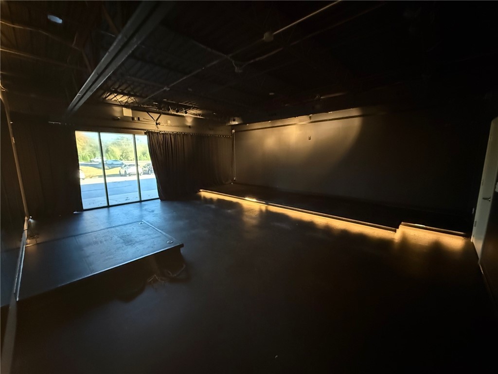 Fayetteville Outlots - Commercial Lease