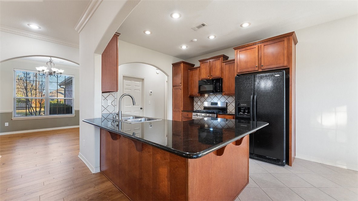 Crofton Manor Sub - Residential Lease