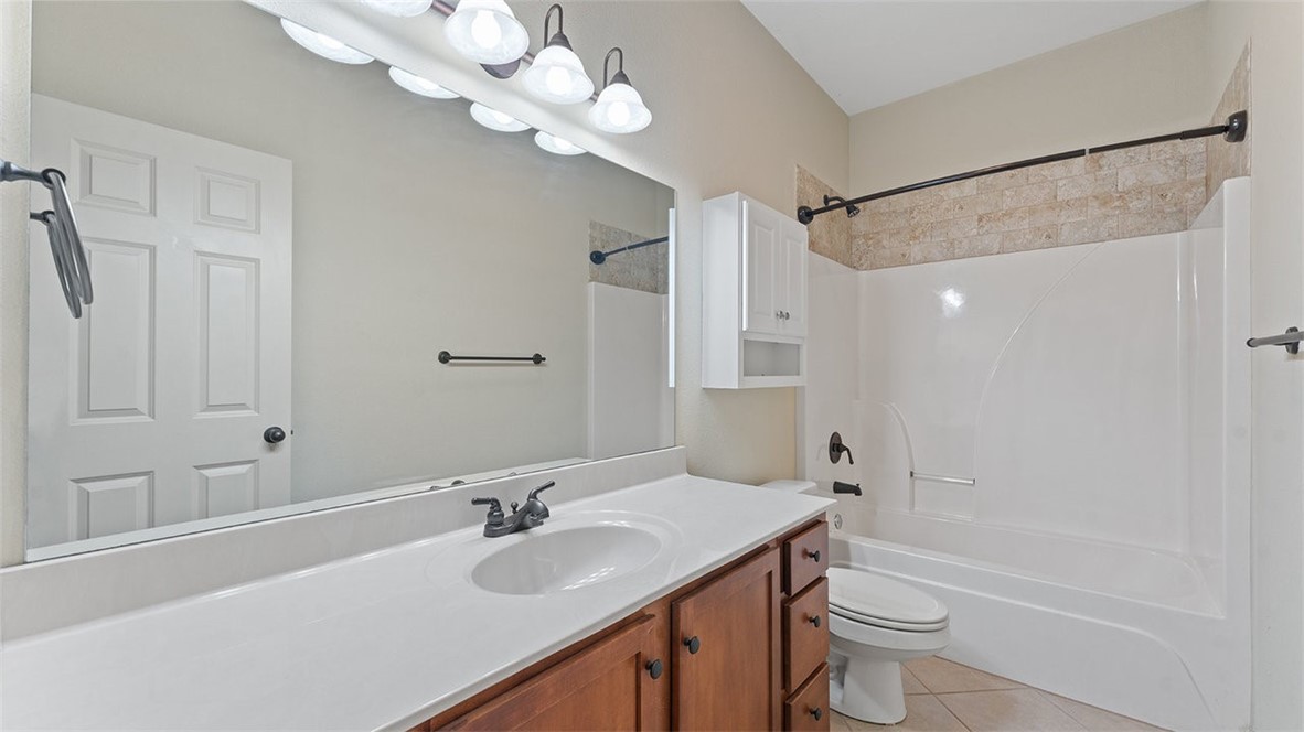 Crofton Manor Sub - Residential Lease