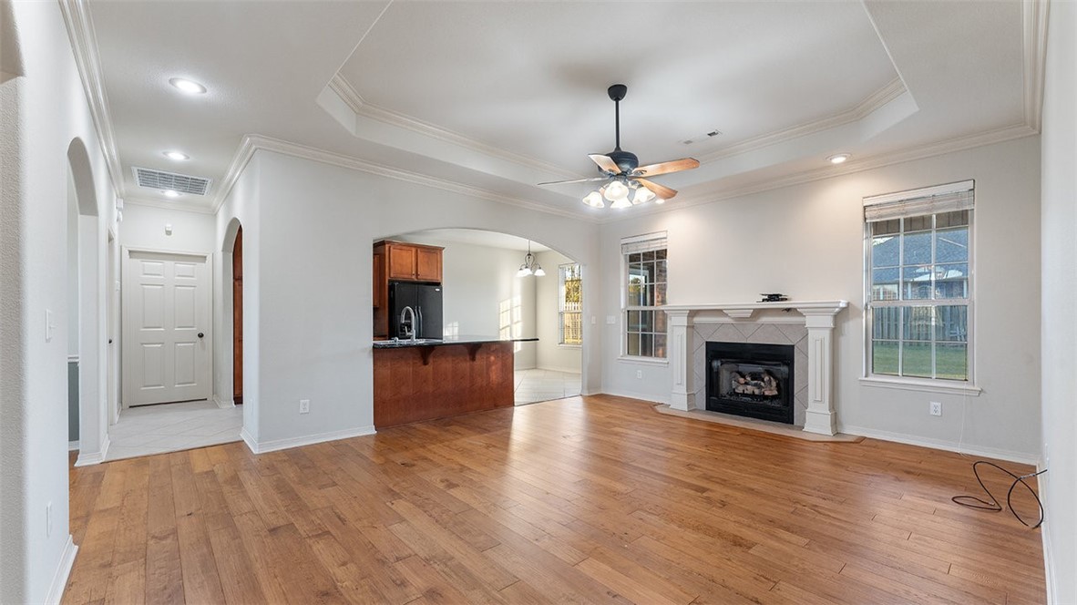 Crofton Manor Sub - Residential Lease