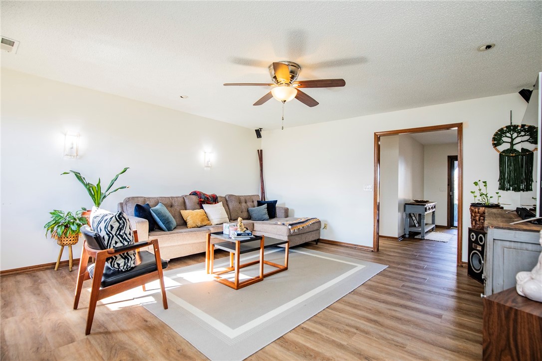 High Chaparral III - Residential