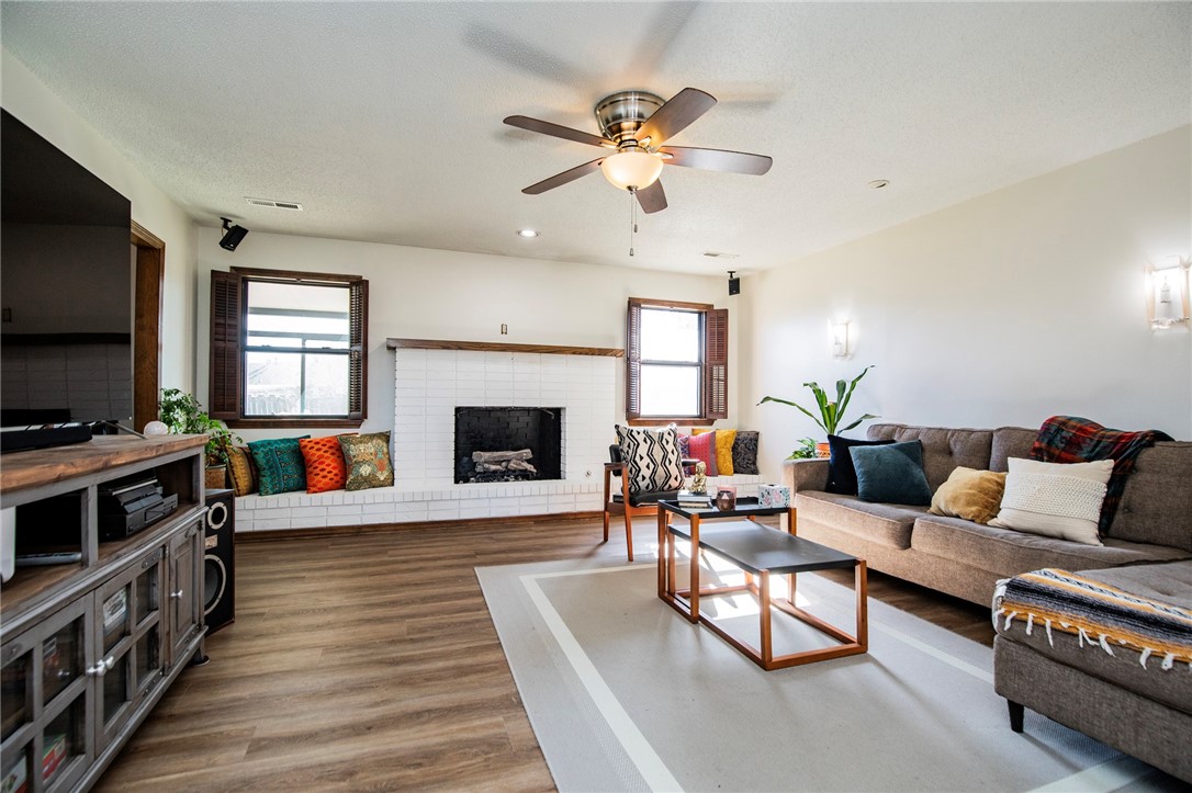 High Chaparral III - Residential