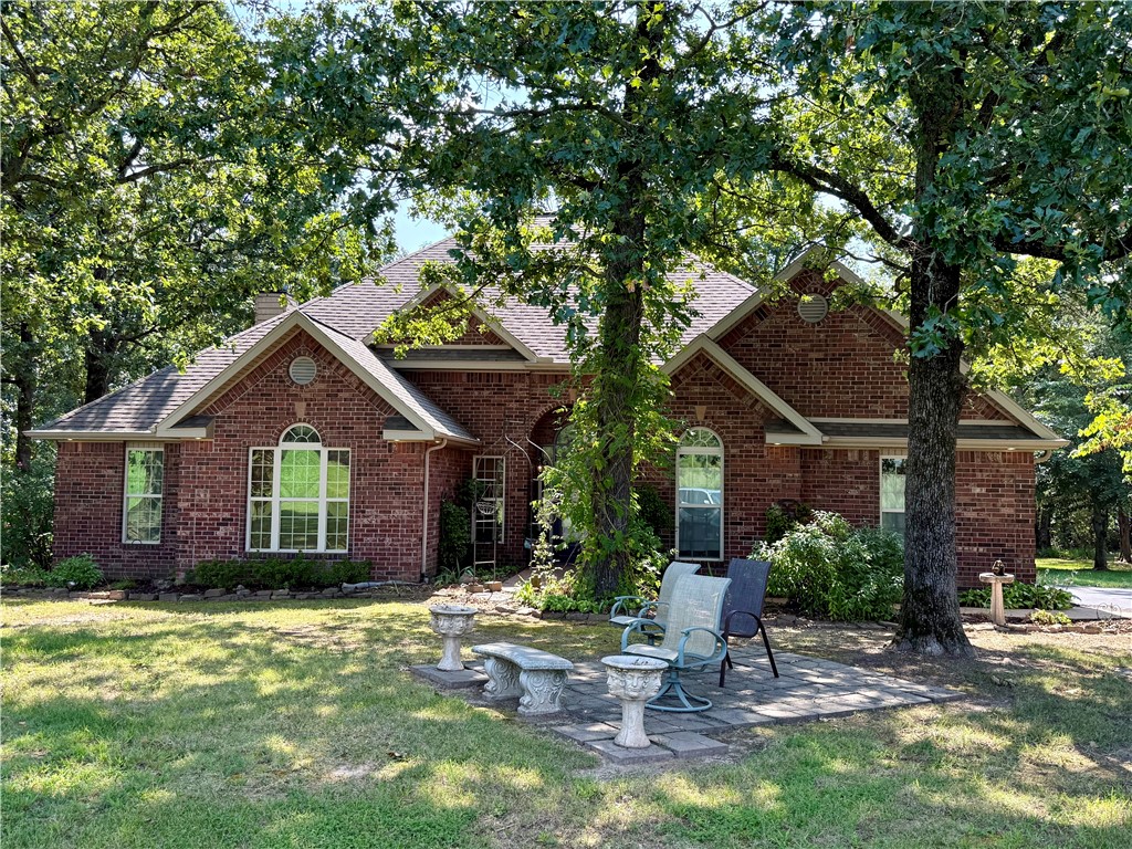 Welcome to this very nice and well-maintained 3-bedroom, 2-bathroom, 2-car garage. Situated on 5 acres, this property is ideal for families who need room to roam, whether for outdoor fun or simply enjoying the peace and quiet of the neighborhood.
Tucked away at the end of the drive, the home offers a secluded and private feel, surrounded by mature shade trees that not only create a beautiful setting but also help keep electric bills low. While you enjoy the quiet and serenity of country-style living, youāll also appreciate the easy and quick access to Highway 412 to get you any where quickly.
The detached garage/workshop, totaling over 500 sq ft. is a standout featureāperfect for mechanics, hobbyists, or anyone in need of a home office or ultimate man-cave setup.
Inside, the kitchen is open and inviting, making it ideal for both everyday family meals and entertaining guests. With a layout designed for easy living and lots of potential, this home checks all the boxes for space, privacy, and versatility.