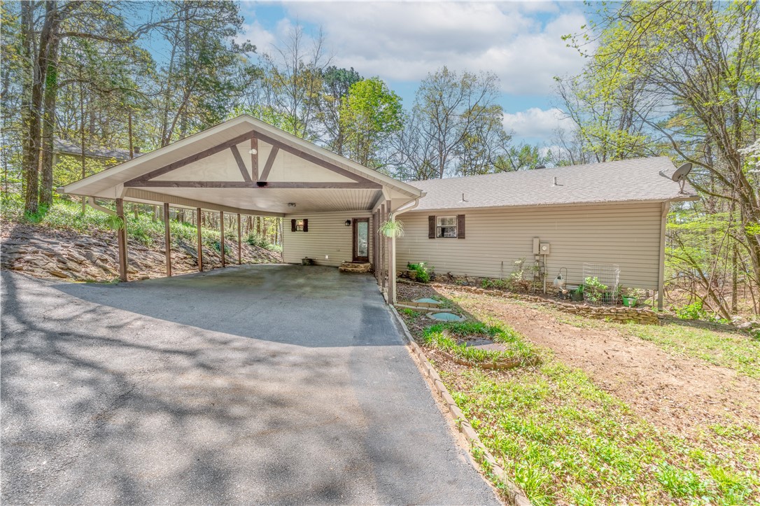 BELMONT ACRES - LAKE - Residential