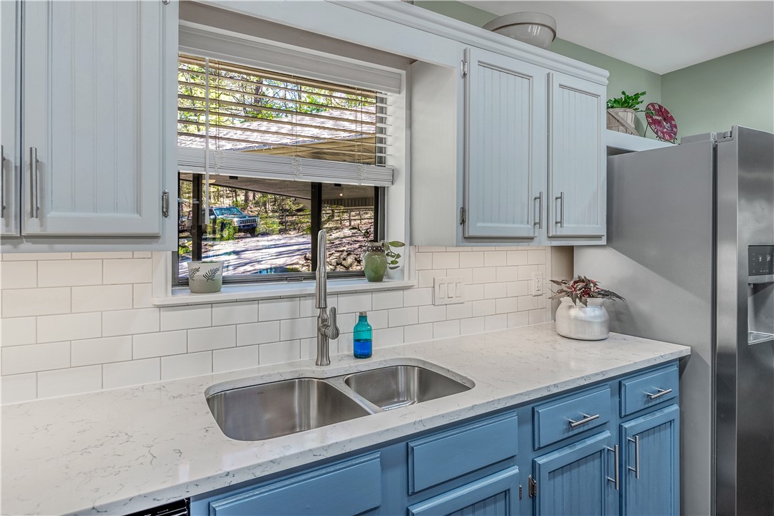 BELMONT ACRES - LAKE - Residential