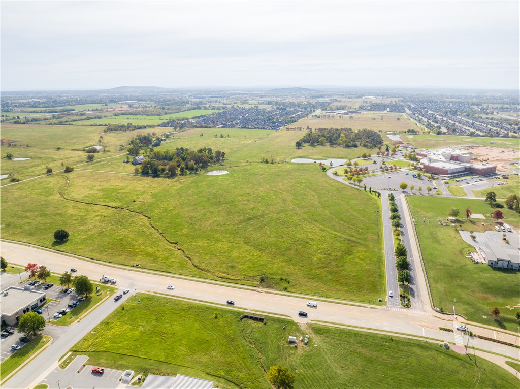 MILLS FARM COMMERCIAL-ROGERS - Land