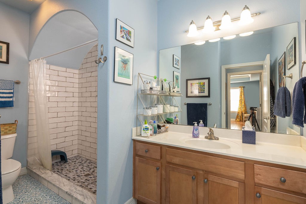 Homes At Oakmont Horizontal Prop Rogers - Residential