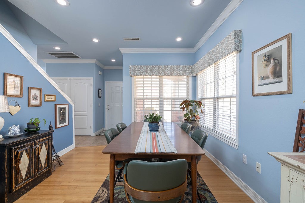 Homes At Oakmont Horizontal Prop Rogers - Residential