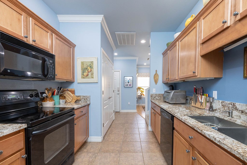Homes At Oakmont Horizontal Prop Rogers - Residential