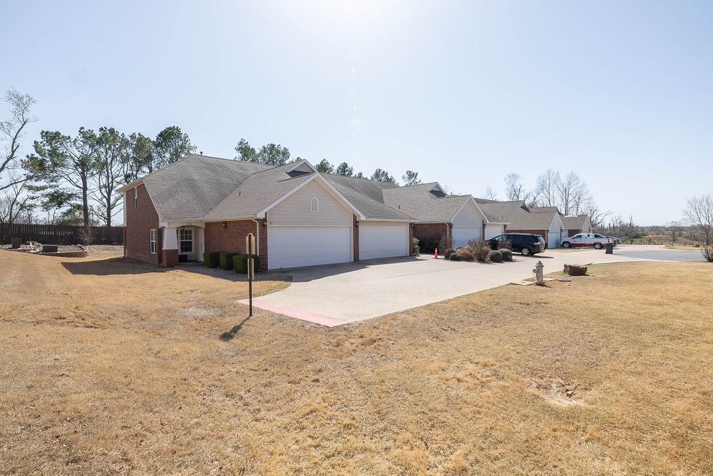 Homes At Oakmont Horizontal Prop Rogers - Residential