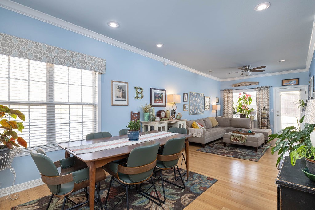 Homes At Oakmont Horizontal Prop Rogers - Residential